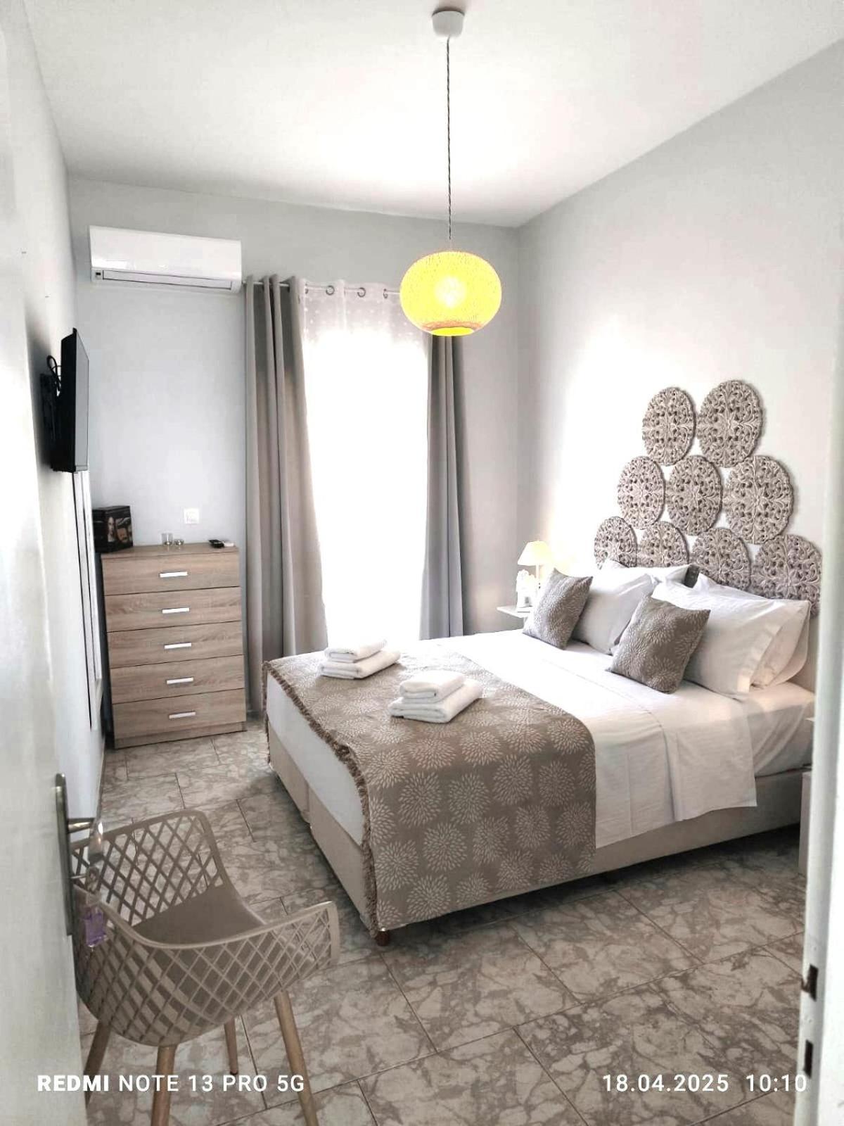 Libyan Anima Maisonette & Double Rooms Paleochora Exterior foto