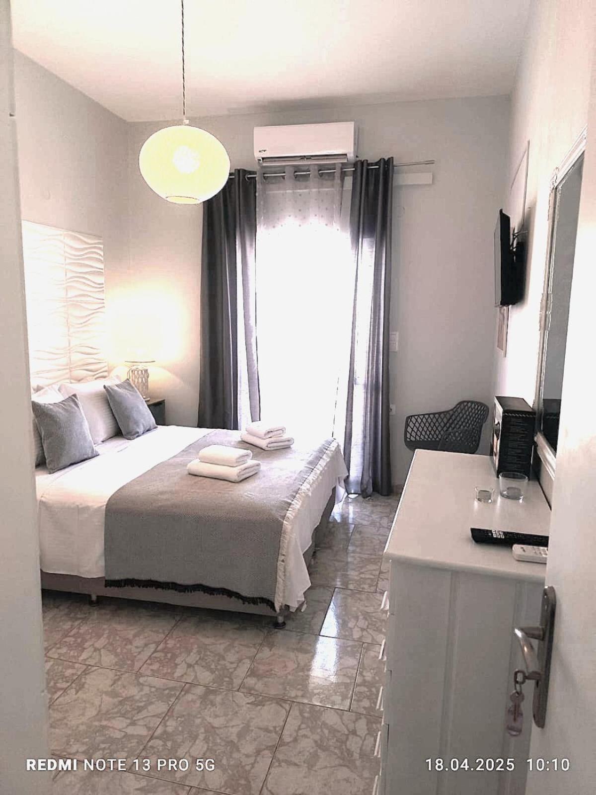 Libyan Anima Maisonette & Double Rooms Paleochora Exterior foto